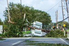 Energetické společnosti vyhodnocují dopad hurikánu Ida, obnovení proudu může zabrat týdny