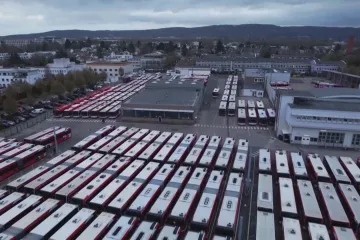 Vlaková, autobusová a letecká doprava v Německu stojí. Probíhá jednodenní stávka