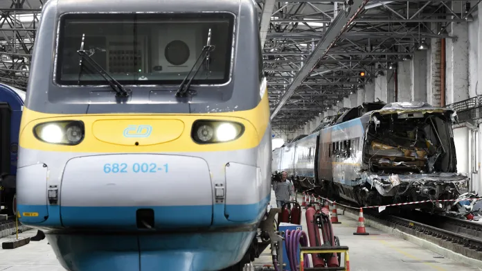 Pendolino zůstane nejrychlejším vlakem mezi Prahou a Ostravou. Po nehodě ve Studénce jich však zbývá jen šest, nabídka spojení tak zřídne.