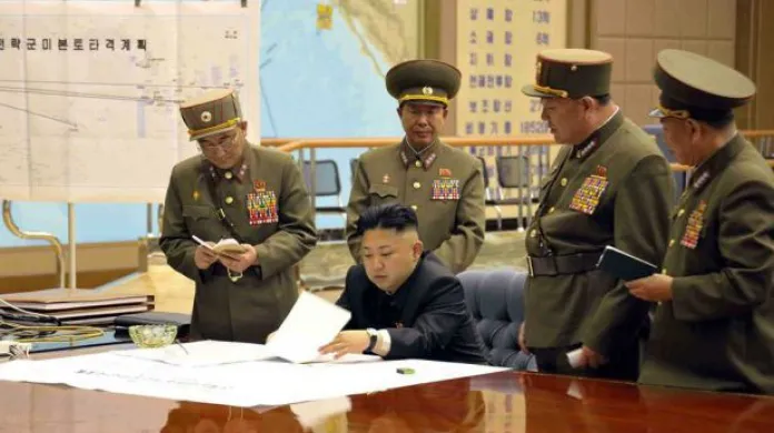 Severokorejští vojáci dostali zelenou k jadernému úderu proti USA