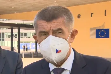 Babiš jednal v Bruselu o migraci i covidu, žádal lepší komunikaci epidemiologů