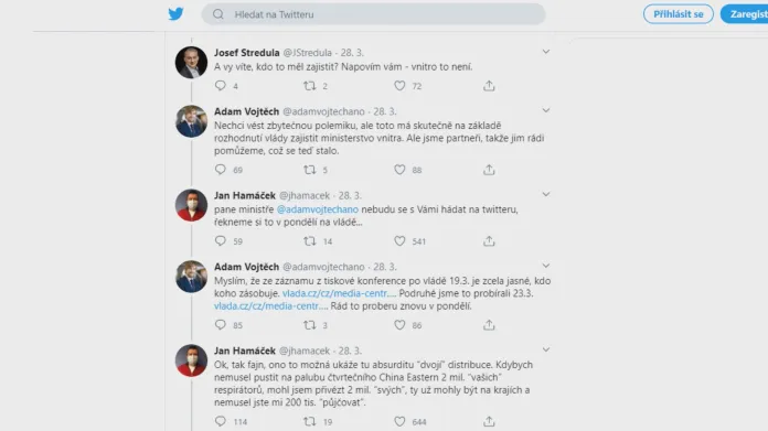 Slovní přestřelka ministrů na Twitteru