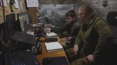 Operátoři dronů na Ukrajině