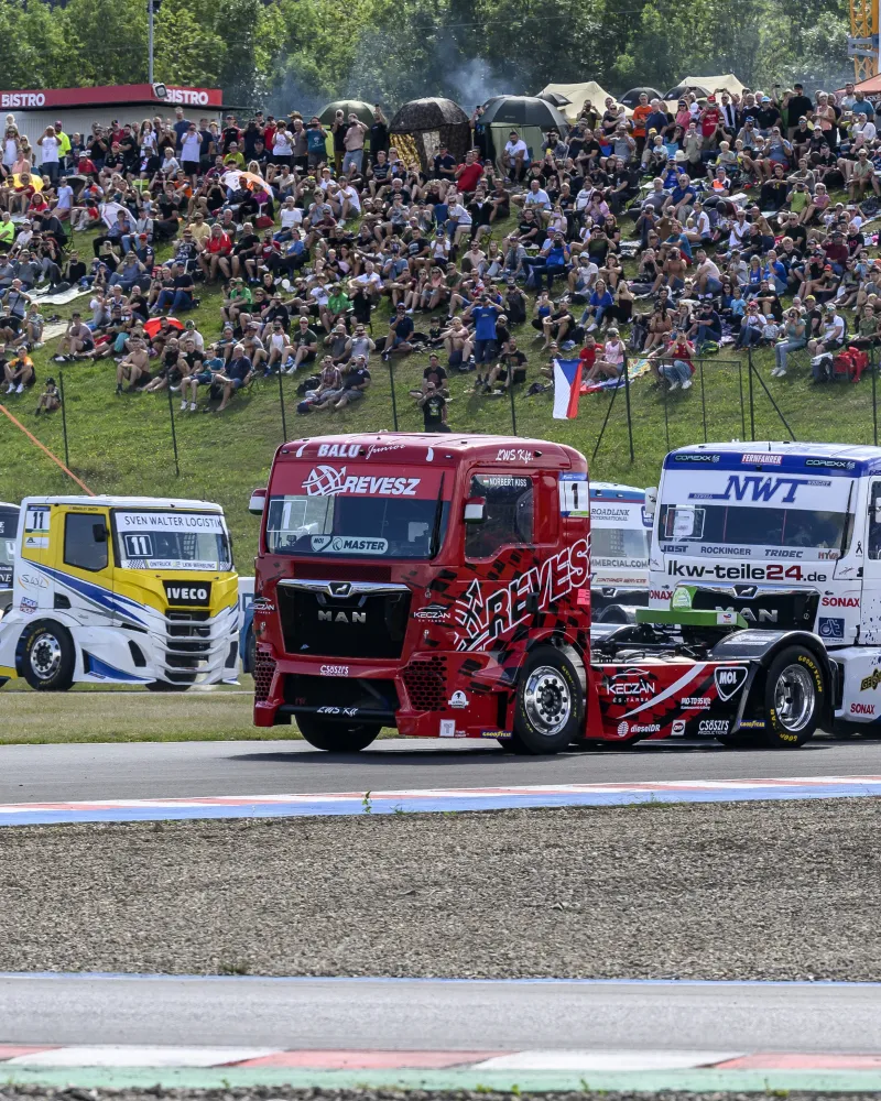 Autodrom nesmí obtěžovat nepřiměřeným hlukem, potvrdil Ústavní soud