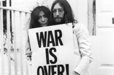 Vteřina dějepisu: Čemu dali Lennon a Yoko Ono 31. května 1969 šanci?