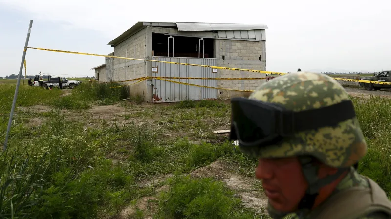 Budova, do které vedl tunel z vězení Altiplano