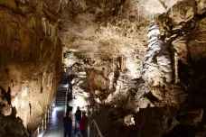 Javoříčské jeskyně jsou delší, než se myslelo. Speleologové objevili další dva kilometry dómů a chodeb