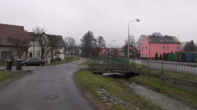 Části Jiřetína hrozí demolice, těžařům nezaměstnanost