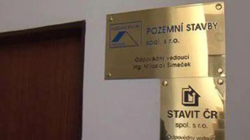Ve stavebních firmách, které jsou zapleteny do korupce, chybí ředitelé