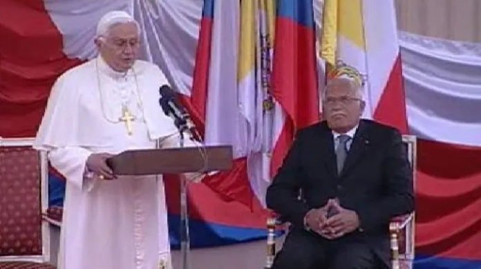 Závěrečné projevy Václava Klause a Benedikta XVI.