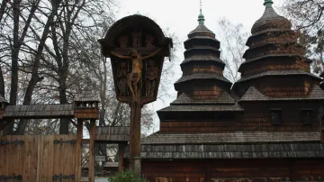 Dřevěný kostel ve lvovském skanzenu