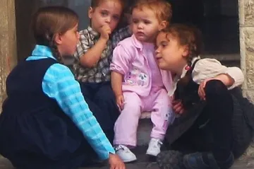 Člověk je geneticky naprogramován ke štědrosti a dělení se