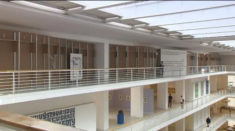 Finalisté Chalupeckého ceny vystavují v Národní galerii