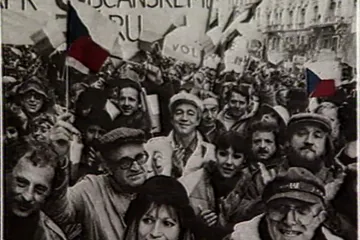 30 let zpět: Do nepravostí řádně tepat