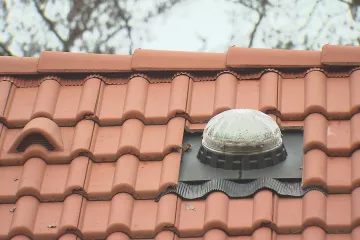 Nové stavby musejí mít nižší spotřebu energie. Pomůžou světlovody či kvalitní zateplení