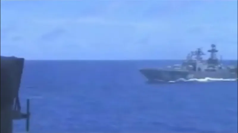 Americká a ruská loď se málem srazily