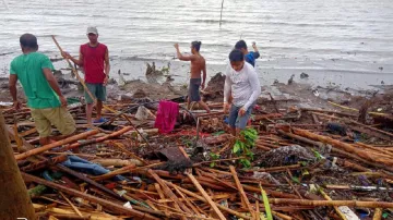 Na Filipíny udeřil tajfun Kammuri