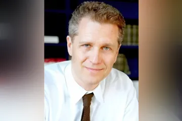 Dostával jsem malé balíčky, ne peníze, sdělil poslanec AfD Bystroň vedení strany