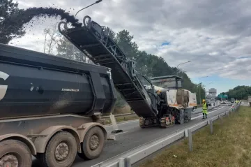 Kvůli zácpám na opravované D10 u Prahy kraj posílil vlakové spoje