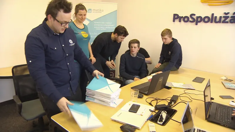 Mladý tým autorů učebnic