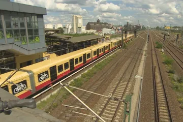 Jednotná jízdenka v Německu uspěla. Její budoucnost je ale nejistá