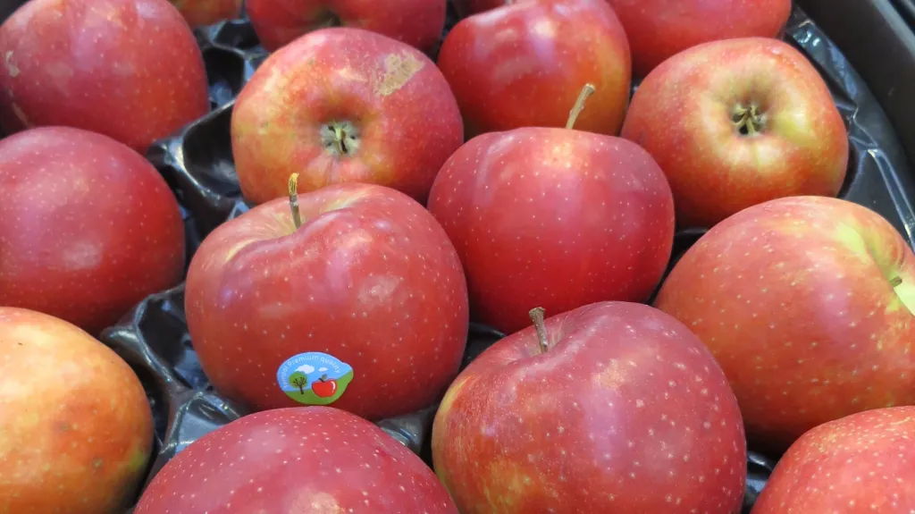 Jablka z Polska obsahovala pesticid