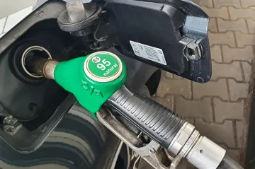 Čerpací stanice budou ministerstvu hlásit ceny paliv od úterý