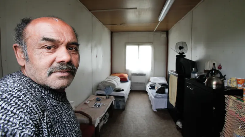 Nezaměstnaný v ubytovně