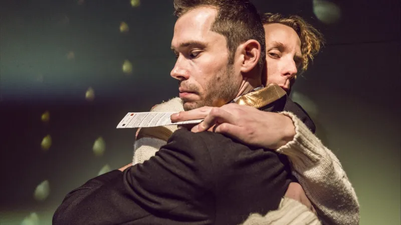 Pusťte Donnu k maturitě