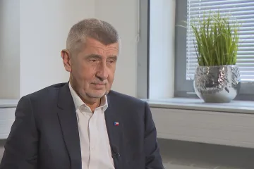 Koalice žádá mimořádnou schůzi sněmovny kvůli Babišovi. Podívejte se na výroky, které zazněly ke kauze shánění informací o Lipavském