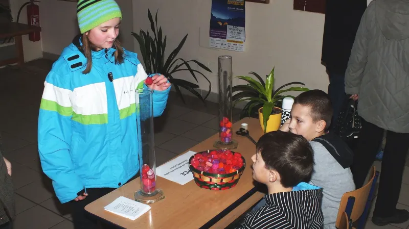 Adventní jarmark v ZŠ Slovákova v Boskovicích