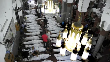 V mešitě Al-Imán je až 300 obětí středečního zásahu