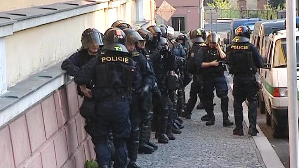 Policisté na Šluknovsku