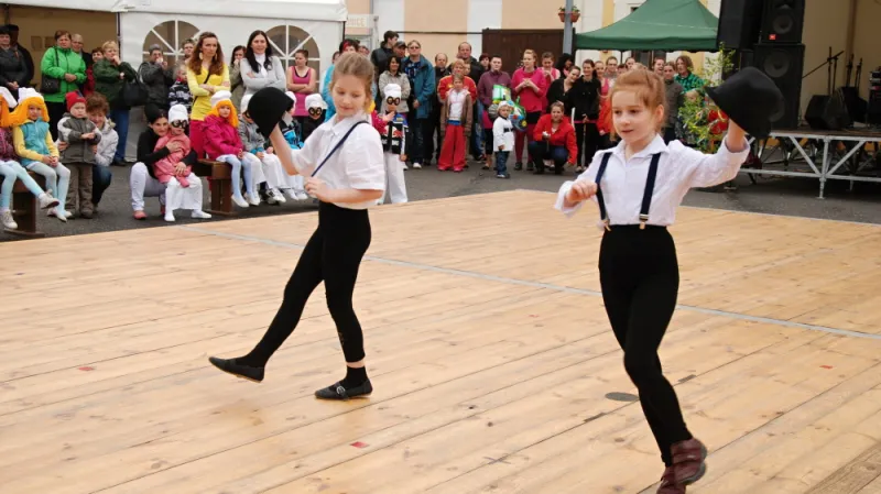 Radonické májové slavnosti