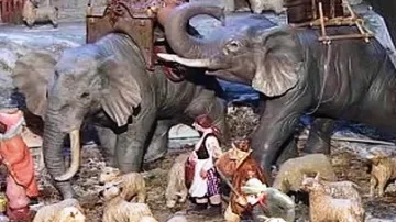 Betlémáři vytváří nové postavičky - patří mezi ně i sloni