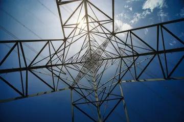 Za nesplněné sliby o levnější elektřině dostal šéf Energie pod kontrolou šest let vězení