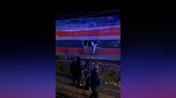 Nehoda dvou vysokorychlostních vlaků na jihu Španělska