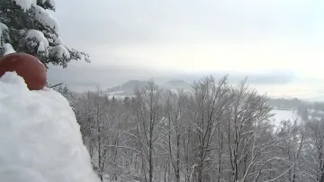 Výhled z rožnovské rozhledny v zimě