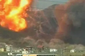 Výbuch muničního skladu v Albánii si zatím vyžádal devět životů