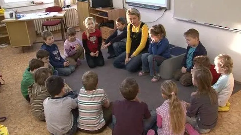 Na ZŠ JUDr. Josefa Mareše učitelky s dětmi probírají, jak se chovat, když se objeví někdo \"zlý\"