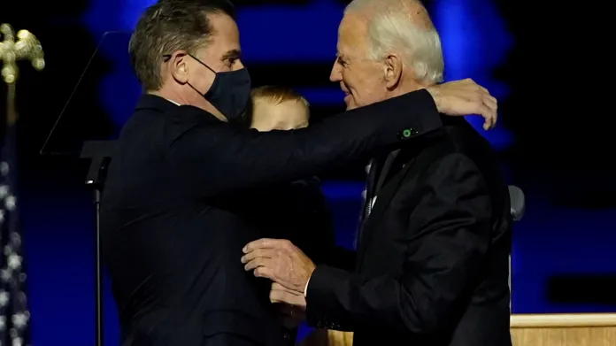 Hunter Biden gratuluje svému otci ke zvolení americkým prezidentem