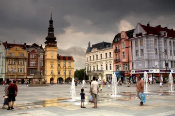 Ubytovny a jejich obyvatelé. Klíč k srdcím ostravských voličů?