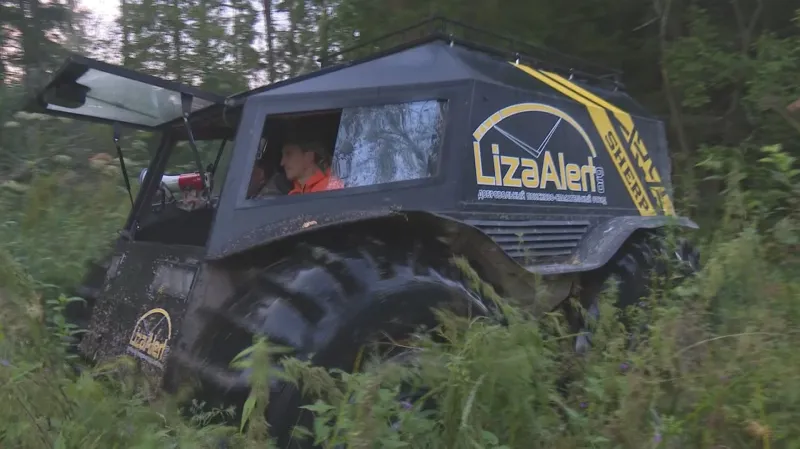 Dobrovolníci hledají v ruských lesích pohřešované