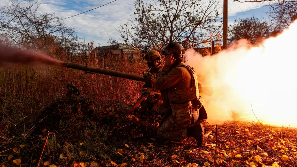 Ukrajinští vojáci na frontě u Avdijivky