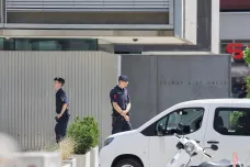 Počet obětí útoku ve Štýrském Hradci stoupl na deset
