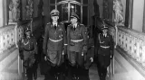 R. Heydrich a K.H. Frank na Pražském hradě