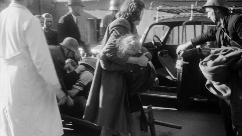 Bombardování Prahy 25. března