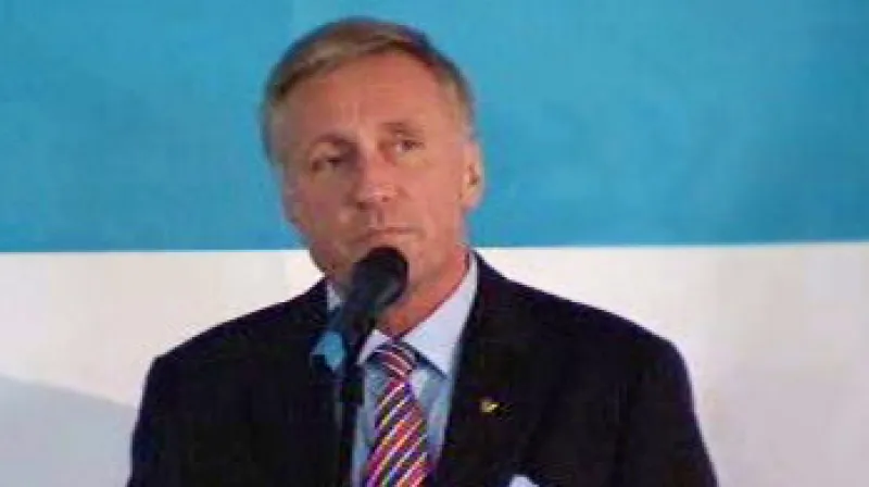 Předseda vlády Mirek Topolánek oficiálně zahájil provoz Národního dopravního informačního centra v Ostravě