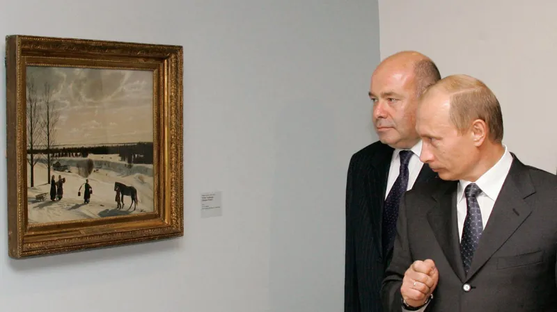 Michail Švydkoj a Vladimir Putin na výstavě ruského umění v New Yorku (2005)