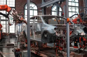 Začala platit 25procentní cla na dovoz autodílů do USA